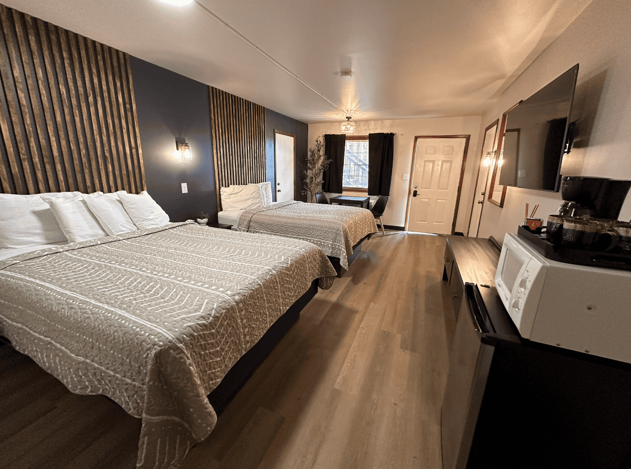 Double Queen Room at Roscoe Boutique Motel